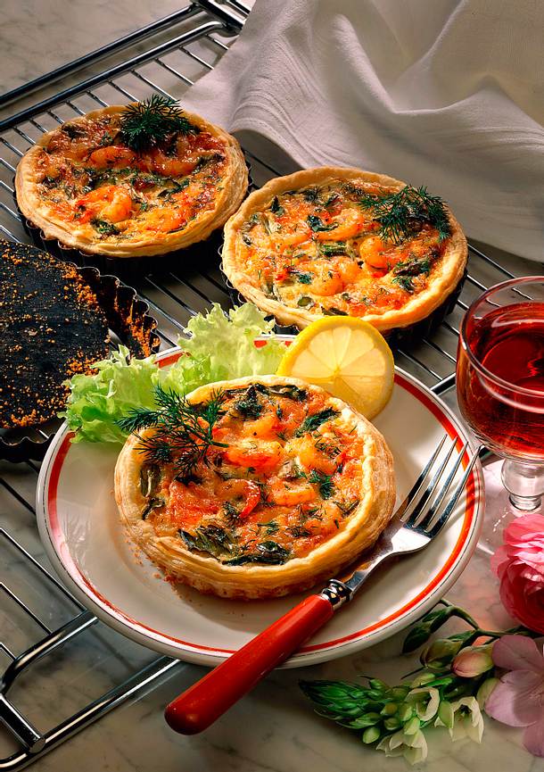 Blätterteig-Quiches Mit Shrimps Rezept | LECKER