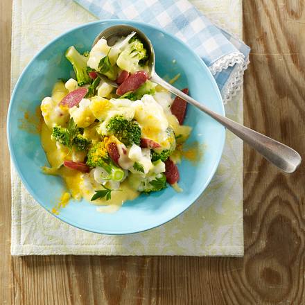 Blumenkohlragout mit Mini-Salami Rezept Blumenkohlragout mit Mini-Salami Rezept
