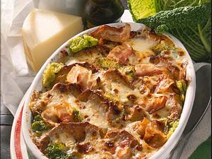 Brotauflauf mit Wirsingkohl