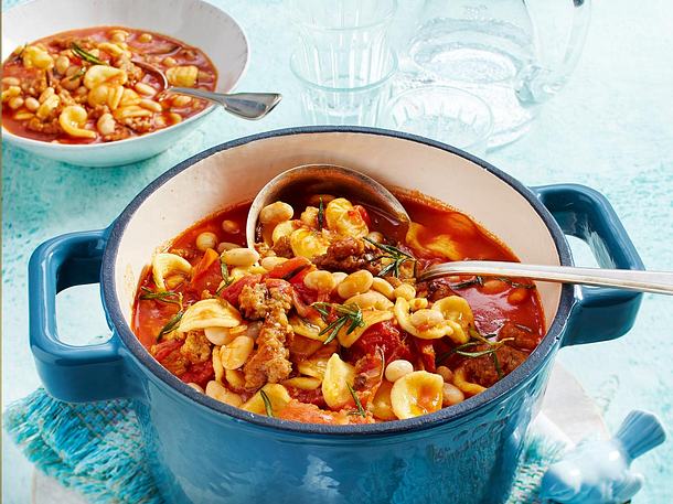 Easy Nudeltopf mit weissen Bohnen Rezept Easy Nudeltopf mit weissen Bohnen Rezept