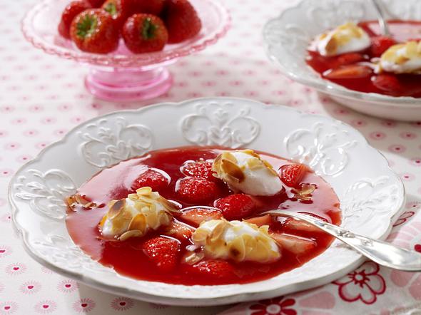 Kaltschale - erfrischende Rezepte in herzhaft und süß | LECKER