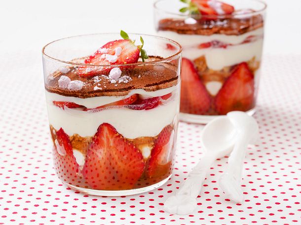 ErdbeerTiramisu im Glas Rezept LECKER