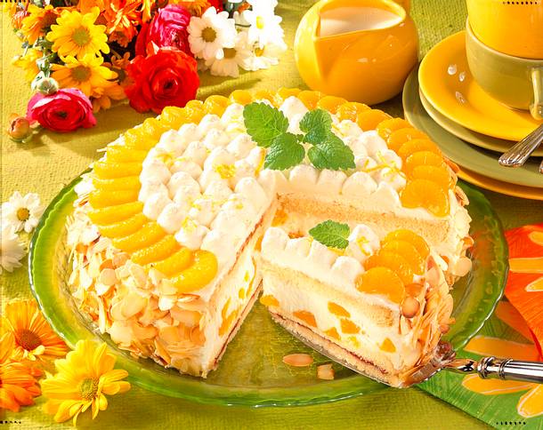 Erfrischende Zitronen-Mandarinen-Torte Rezept | LECKER