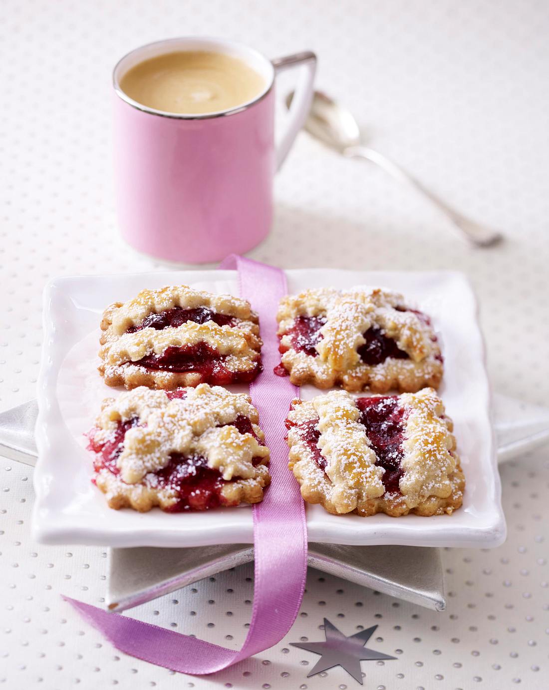 Feine Linzer Plätzchen Rezept LECKER