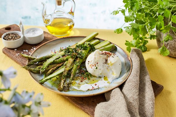 Gr Ner Spargel Salat Mit Burrata Rezept Lecker