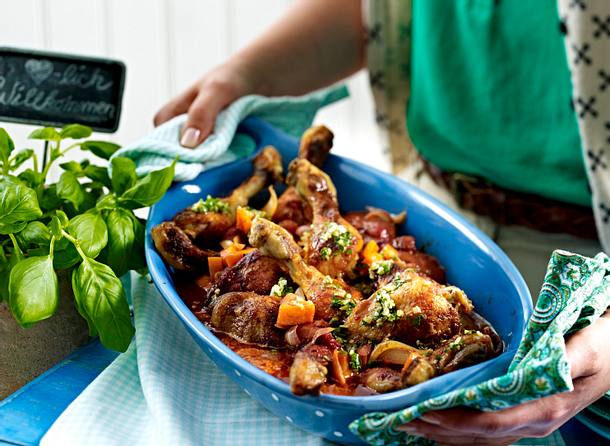 Hähnchenkeulen alla Ossobuco Rezept Hähnchenkeulen alla Ossobuco Rezept