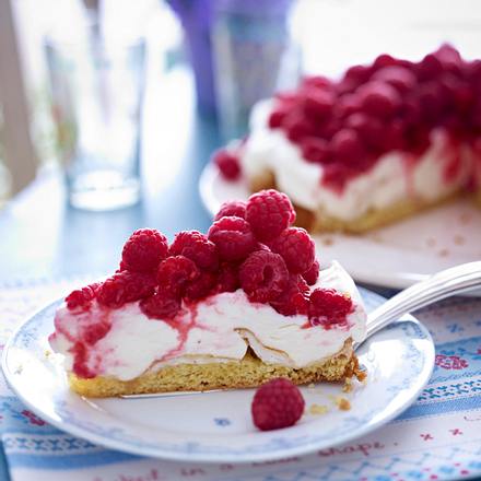 Himbeer-Schneemousse-Torte Rezept Himbeer-Schneemousse-Torte Rezept