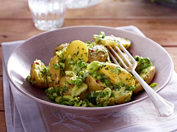 Kartoffelsalat-Rezepte - von klassisch bis mediterran | LECKER