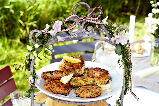 Lachs-Frikadellen Rezept Lachs-Frikadellen Rezept