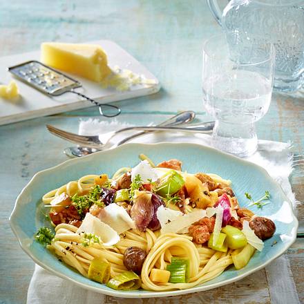 Linguine mit Schmorgemüse und Kasseler Rezept Linguine mit Schmorgemüse und Kasseler Rezept