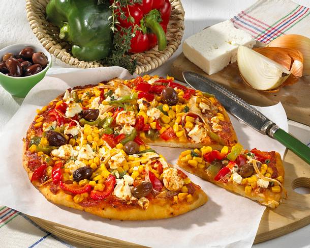 Pizza vegetarisch mit Schafskäse Rezept LECKER