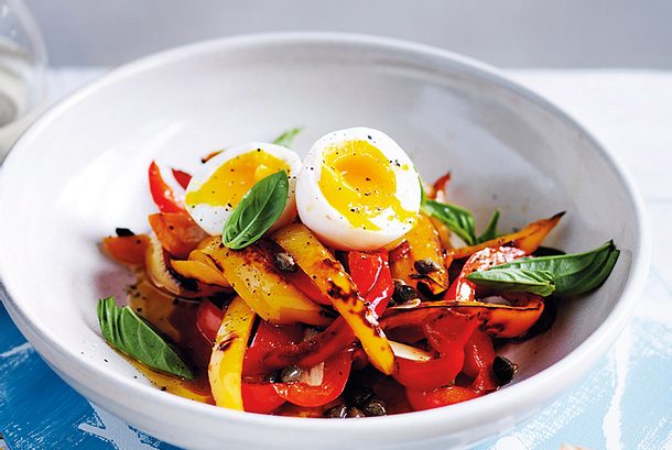 Rasante Paprikapfanne mit Ei Rezept Rasante Paprikapfanne mit Ei Rezept