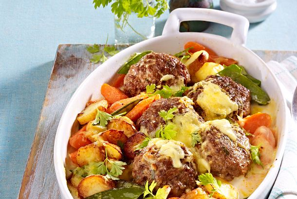 Röstkartoffel-Frikadellen-Auflauf Rezept Röstkartoffel-Frikadellen-Auflauf Rezept
