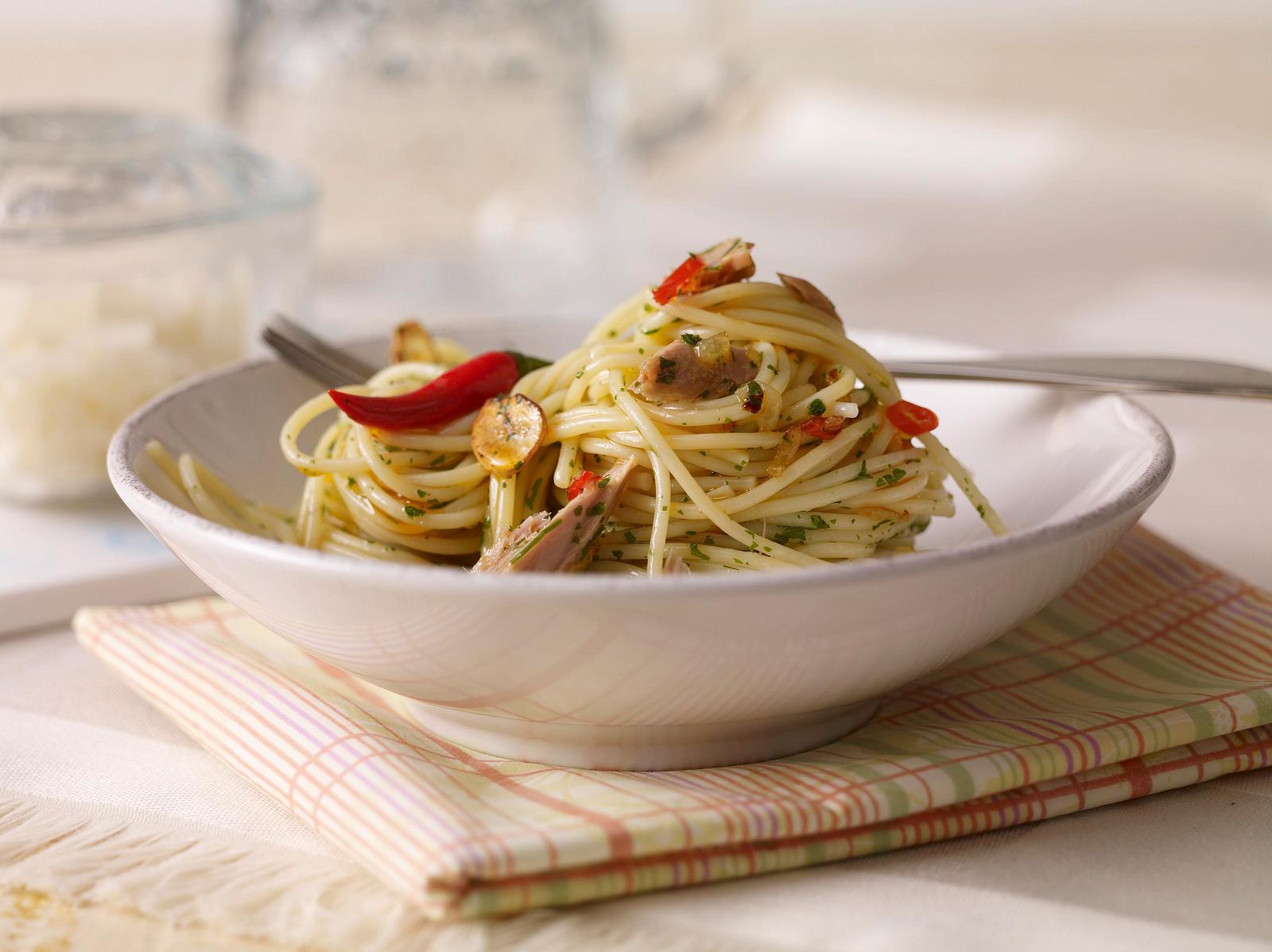 Spaghetti Aglio E Olio Mit Thunfisch Rezept Lecker