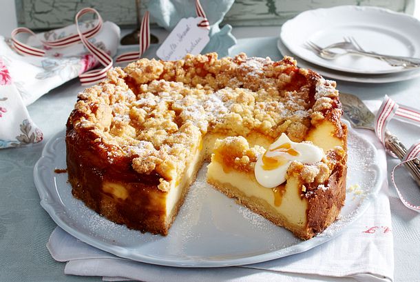 Streusel-Aprikosen-Cheesecake Rezept Streusel-Aprikosen-Cheesecake Rezept
