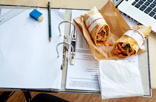 Vegetarischer Wrap mit Gemüsefüllung Rezept Vegetarischer Wrap mit Gemüsefüllung Rezept