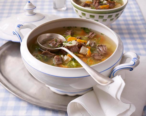 Kraftige Rindfleischsuppe Rezept Lecker