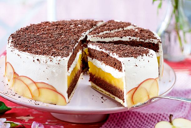 Verlockende Apfel Sahnetorte Rezept Lecker