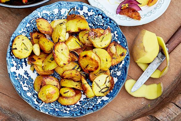 Bratkartoffeln Mit Rosmarin Und Knoblauch Rezept Lecker