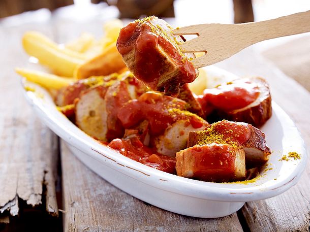 Currywurst Mit Pommes Frites Rezept Lecker