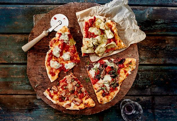 Pizza Classico Mit Vier Kostlichen Beilagen Rezept Lecker