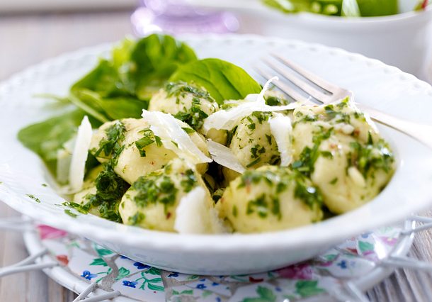 Ricotta Gnocchi Mit Petersilienbutter Rezept Lecker