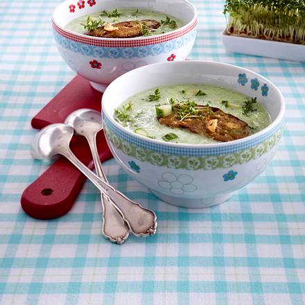 15-Minuten-Suppe mit Zucchini & Röstbrot Rezept