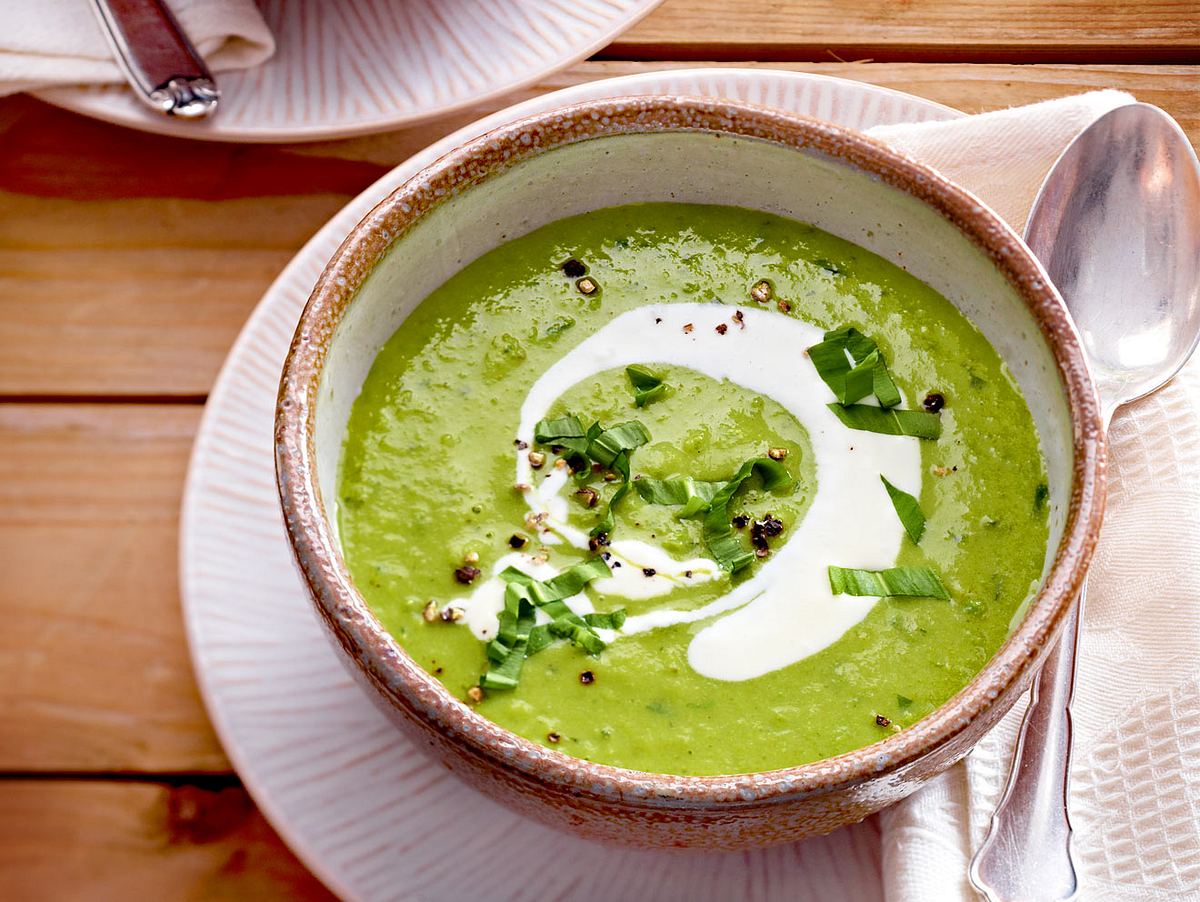 20-Minuten-Erbsensuppe mit Bärlauch Rezept