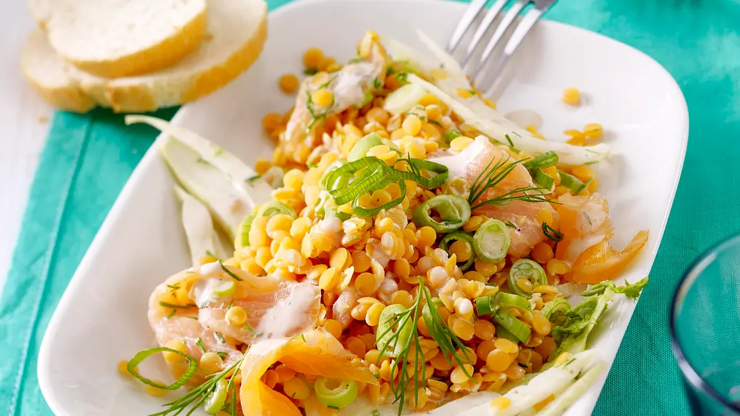 20-Minuten-Linsensalat mit Lachs Rezept - Foto: LECKER @ Bauer Media Group