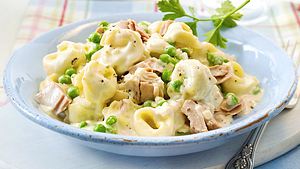 20-Minuten-Tortelloni mit Erbsen und Thunfisch Rezept - Foto: House of Food / Bauer Food Experts KG