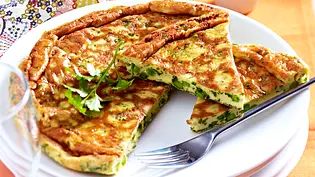20-Minuten-Tortilla mit Erbsen Rezept - Foto: LECKER @ Bauer Media Group 20-Minuten-Tortilla mit Erbsen Rezept - Foto: LECKER @ Bauer Media Group
