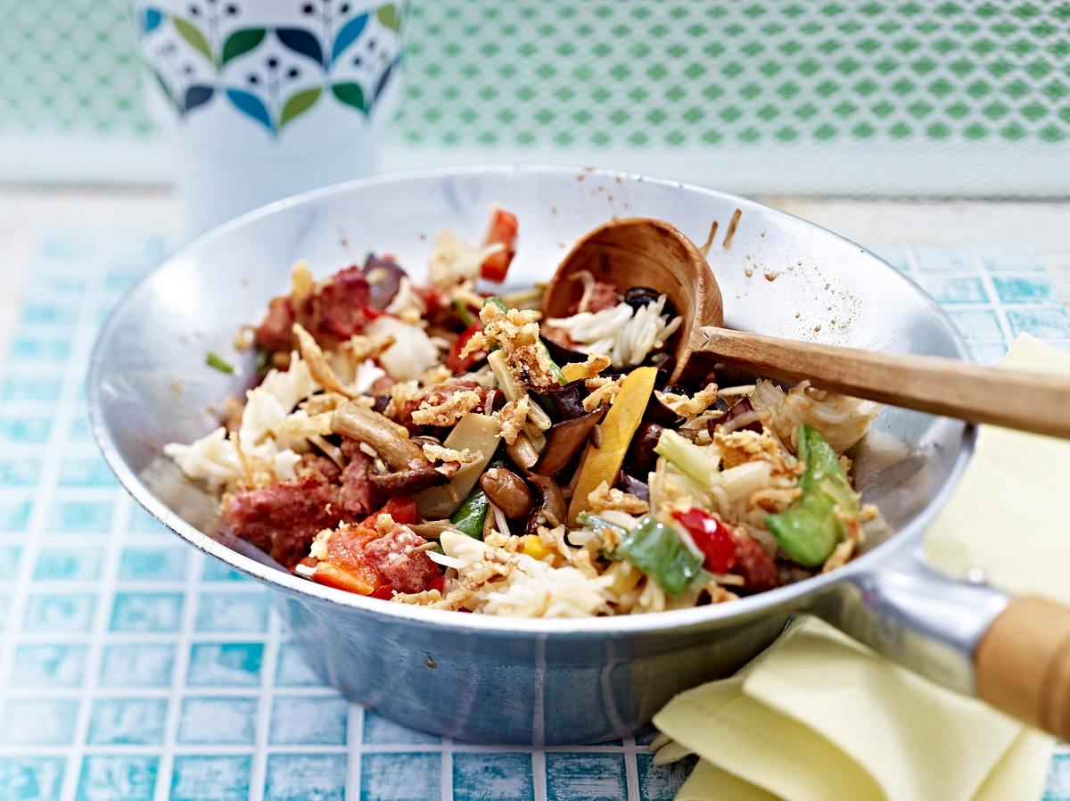 20-Minuten-Wok mit Mett Rezept