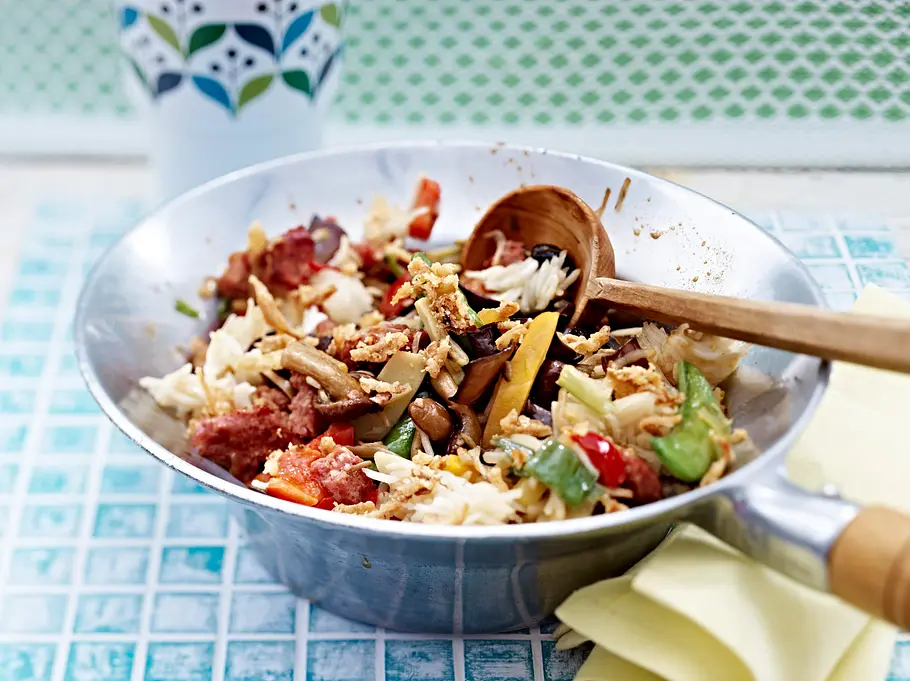 20-Minuten-Wok mit Mett Rezept 20-Minuten-Wok mit Mett Rezept