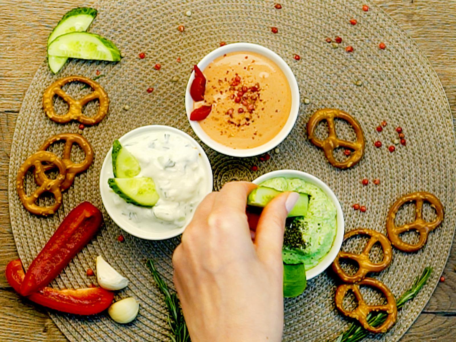 3 einfache PartyDips selber machen so geht's LECKER