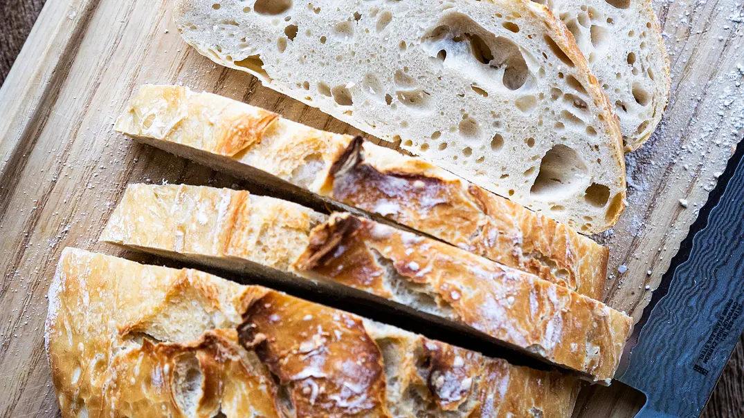 5-Minuten-Brot Rezept - Foto: Marian Moschen 5-Minuten-Brot Rezept - Foto: Marian Moschen