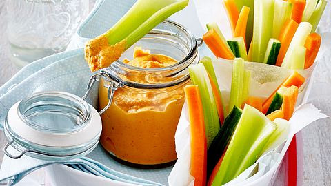 Gemüsesticks mit Dip