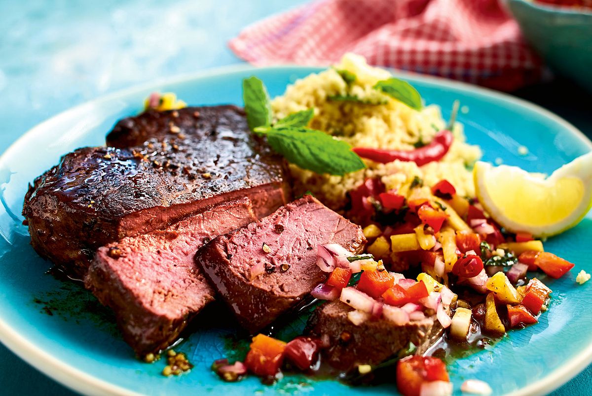 90°-Rinderhüftsteak mit Ananassalsa Rezept