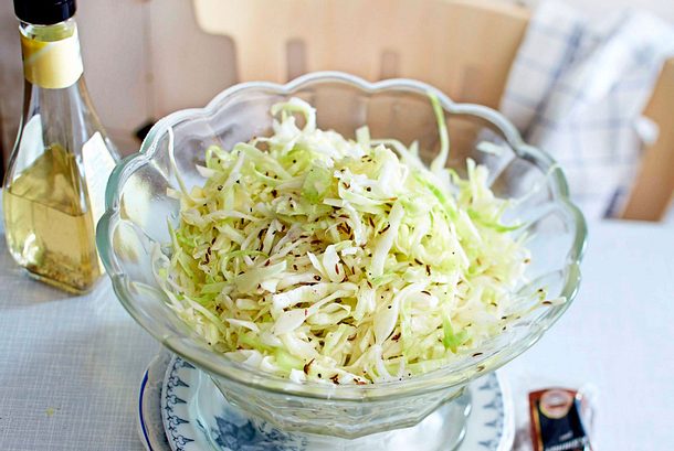 All Eyes on Einfach guten Krautsalat Rezept All Eyes on Einfach guten Krautsalat Rezept