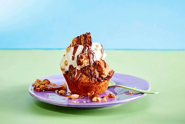 Banana-Muffin-friendship mit Peanuts-Crunch Rezept Banana-Muffin-friendship mit Peanuts-Crunch Rezept