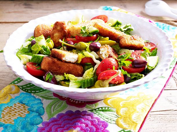 Bauernsalat mit gebratenem Feta Rezept Bauernsalat mit gebratenem Feta Rezept