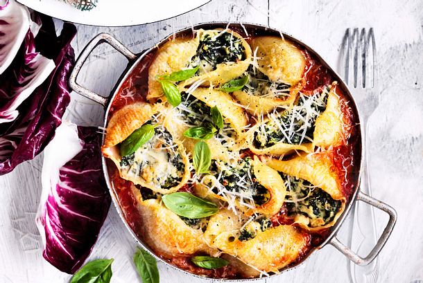 gefuellte Muschelnudeln mit Spinat Rezept