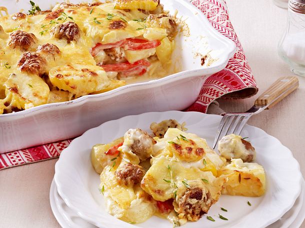 Paprika-Auflauf mit Hackbällchen Rezept Paprika-Auflauf mit Hackbällchen Rezept