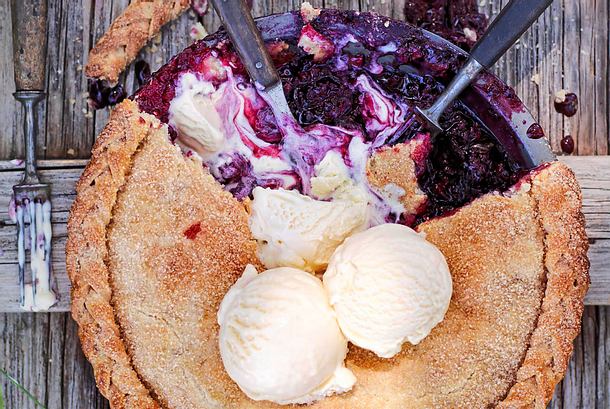 Landpartie-Pie mit Flechtwerk Rezept Landpartie-Pie mit Flechtwerk Rezept