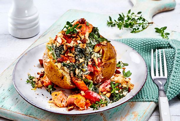 Ofenkartoffel mit Lachs & Spinat Rezept Ofenkartoffel mit Lachs & Spinat Rezept
