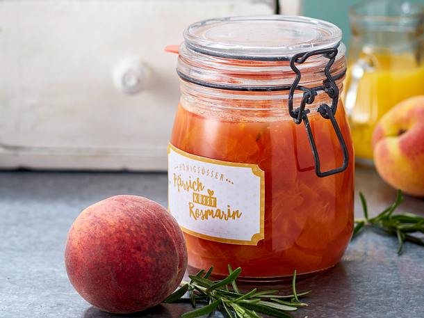Pfirsich küsst Rosmarin Rezept Pfirsich küsst Rosmarin Rezept