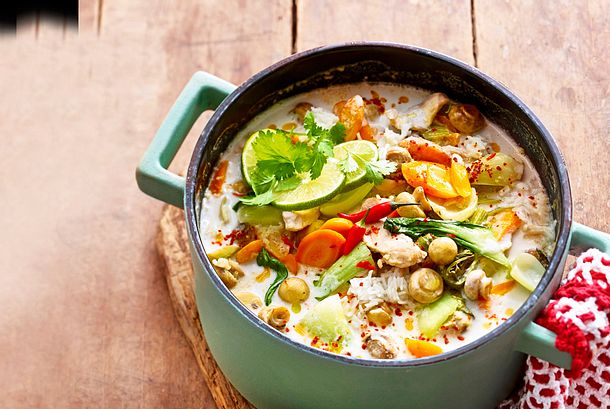 Reichweitenstarke Tom Kha Gai Rezept Reichweitenstarke Tom Kha Gai Rezept