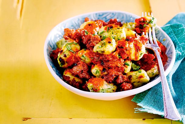 Ricottaklößchen in Mett-Kräuter-Soße Rezept-F8517002