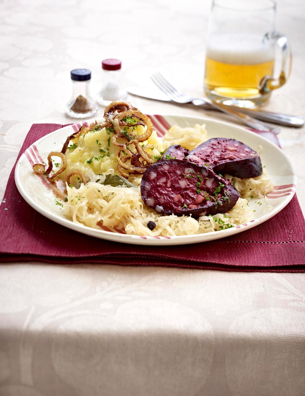 Aachener Blutwurst mit Sauerkraut und Kartoffelpüree Rezept