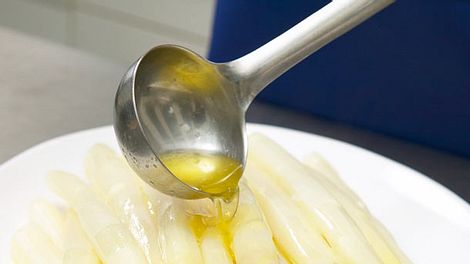 Abschmelzen – mit Butter begießen