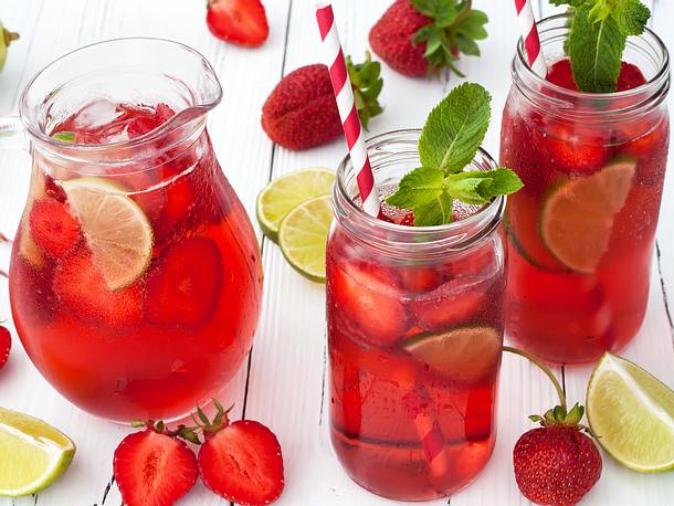 Alkoholfreie Erdbeerbowle-Rezept